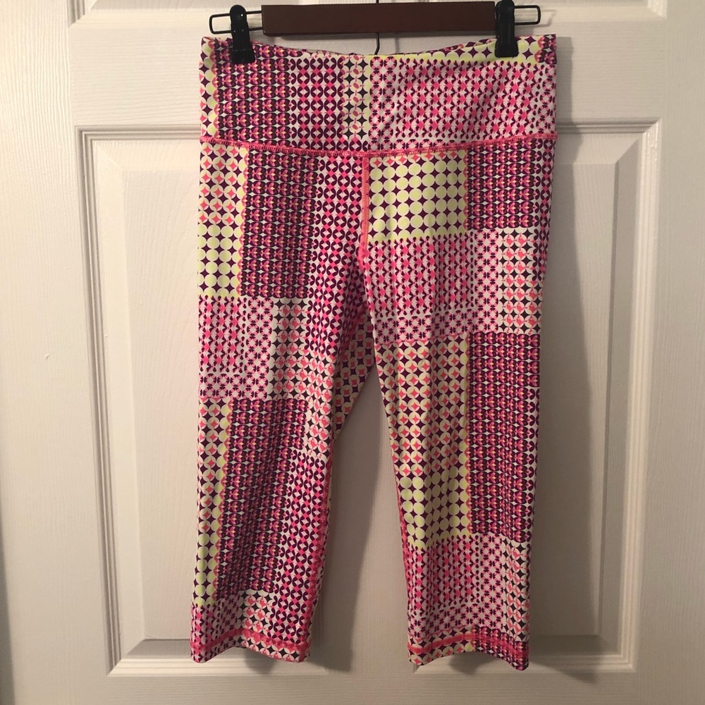 Knockout by Victoria’s Secret Crop Workout Legging